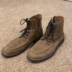 Penguin men’s 9.5 boots